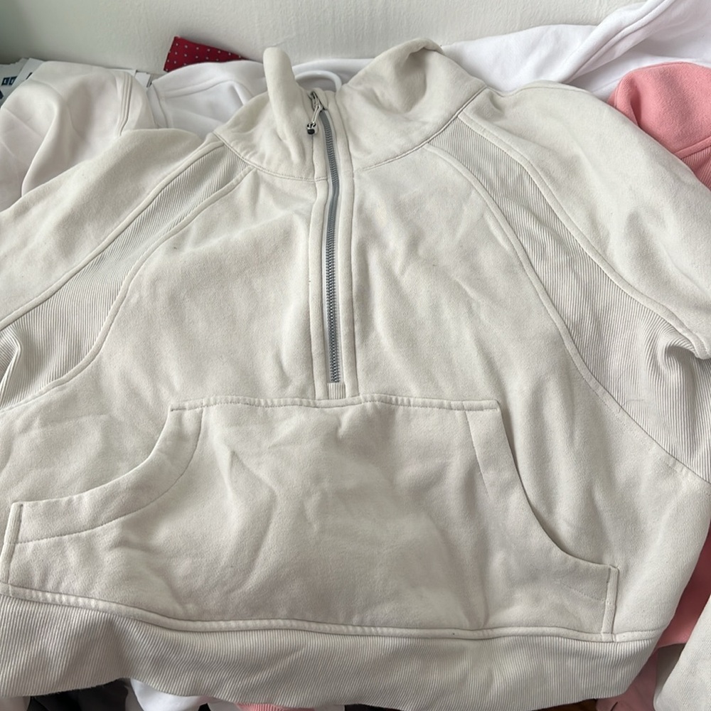 Lululemon funnel half zip scuba